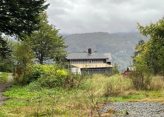 2 Bedroom With Beautiful View *